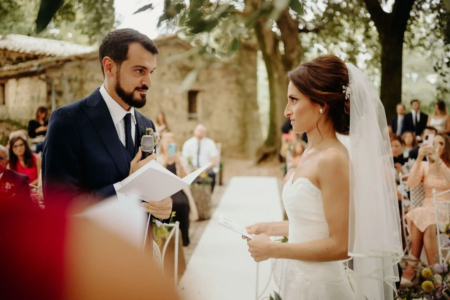 Borgo san faustino villa laura couple romantic kiss