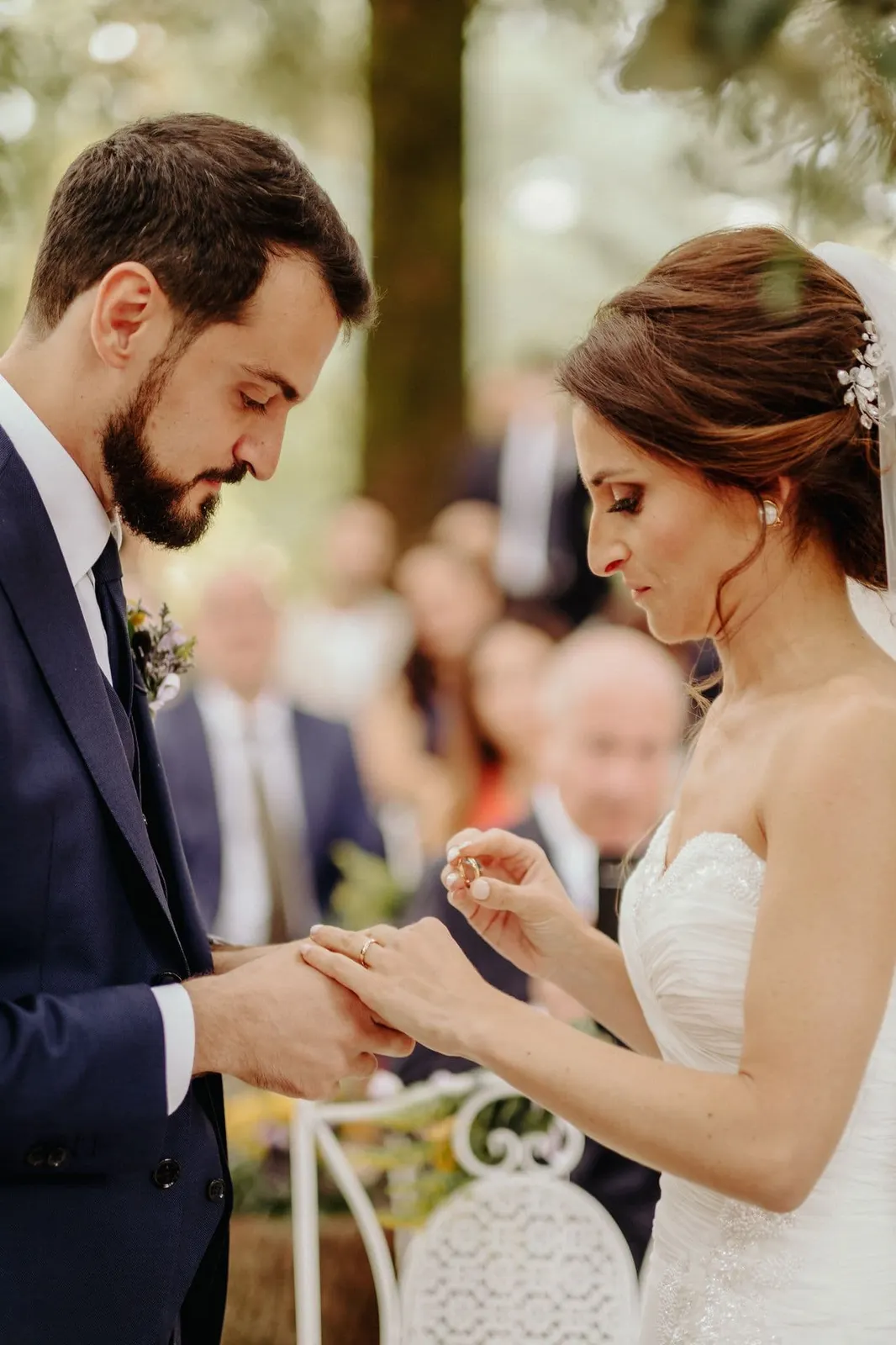 Borgo san faustino villa laura couple romantic dance